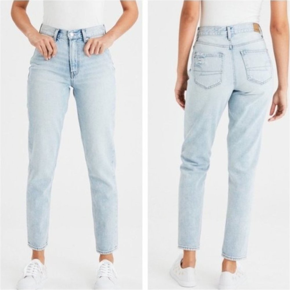 American Eagle Light Wash Mom Jeans